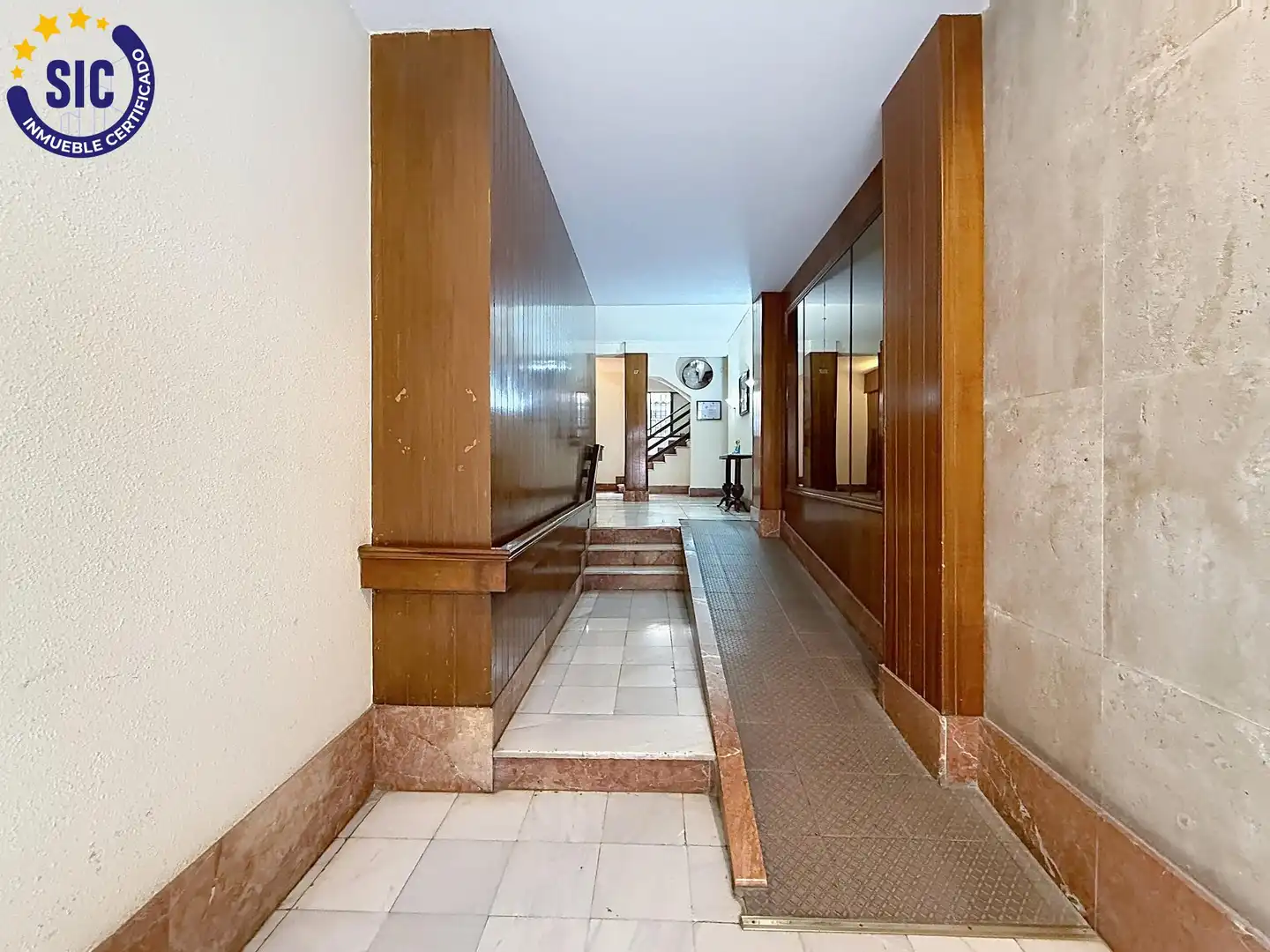 Piso en venta en Valencia con Calefacción y Terraza