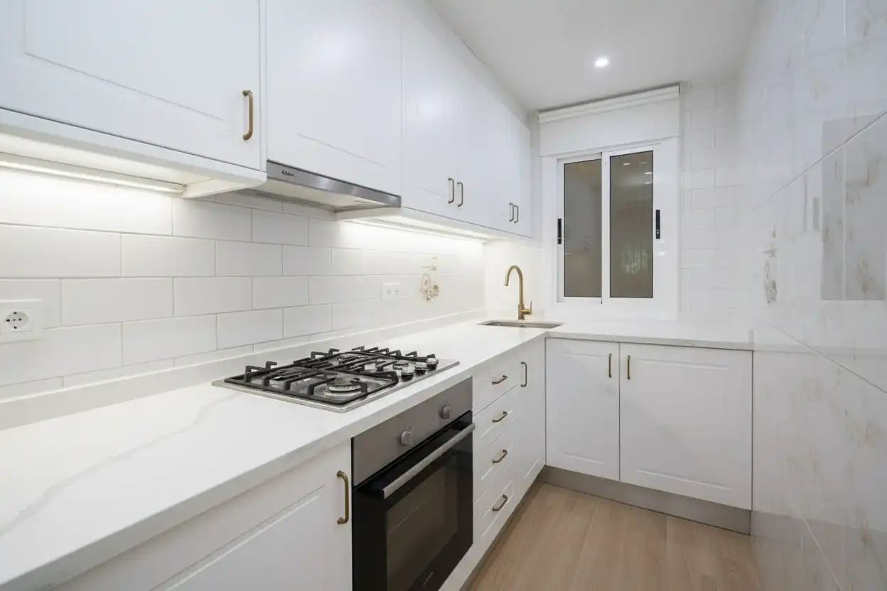 Cocina de Piso en venta en L'Hospitalet de Llobregat