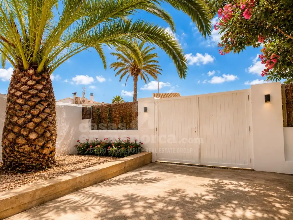 Vista exterior de Apartament en venda en Ciutadella de Menorca