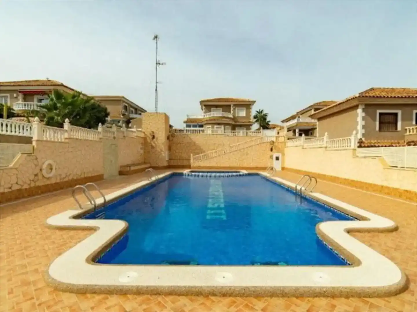 Swimming pool of Flat for sale in Torrevieja  with Swimming Pool and Balcony