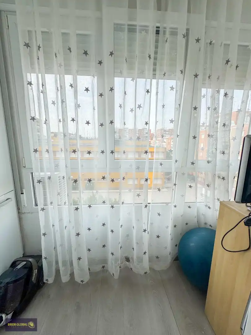 Habitación de Piso en venta en Madrid con Calefacción, Amueblado y Alarma