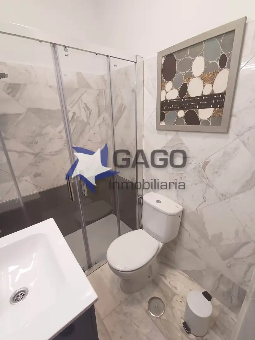 Baño de Ático de alquiler en Córdoba con Aire acondicionado, Calefacción y Terraza