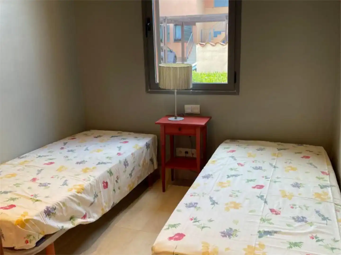 Dormitori de Pis en venda en Pratdip amb Aire condicionat, Jardí privat i Piscina