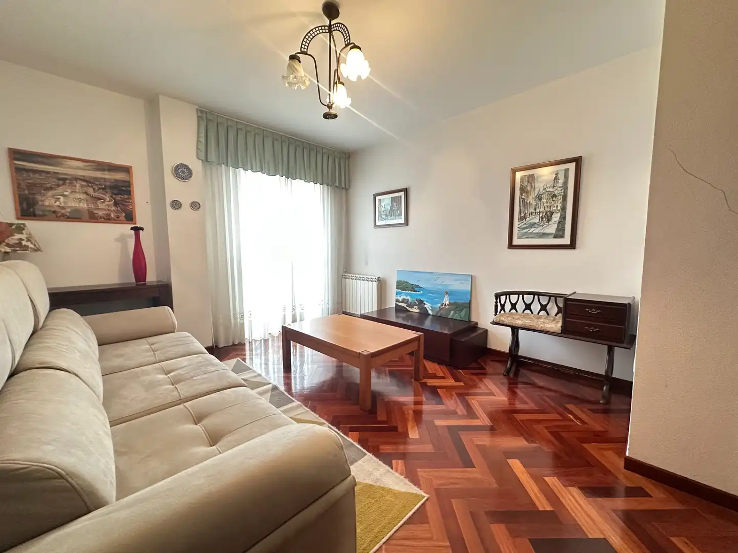 Wohnzimmer von Wohnung zum Verkauf in Ames mit Heizung, Parkett und Abstellraum