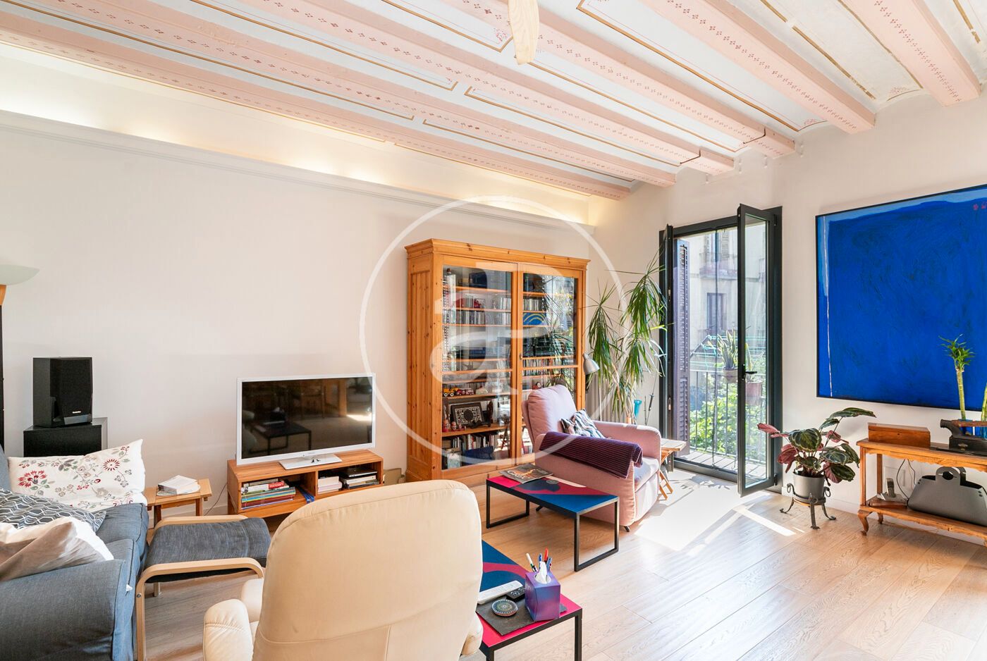 Living room of Flat for sale in  Barcelona Capital  with Heating, Private garden and Balcony