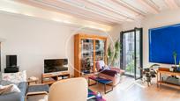 Living room of Flat for sale in  Barcelona Capital  with Heating, Private garden and Balcony