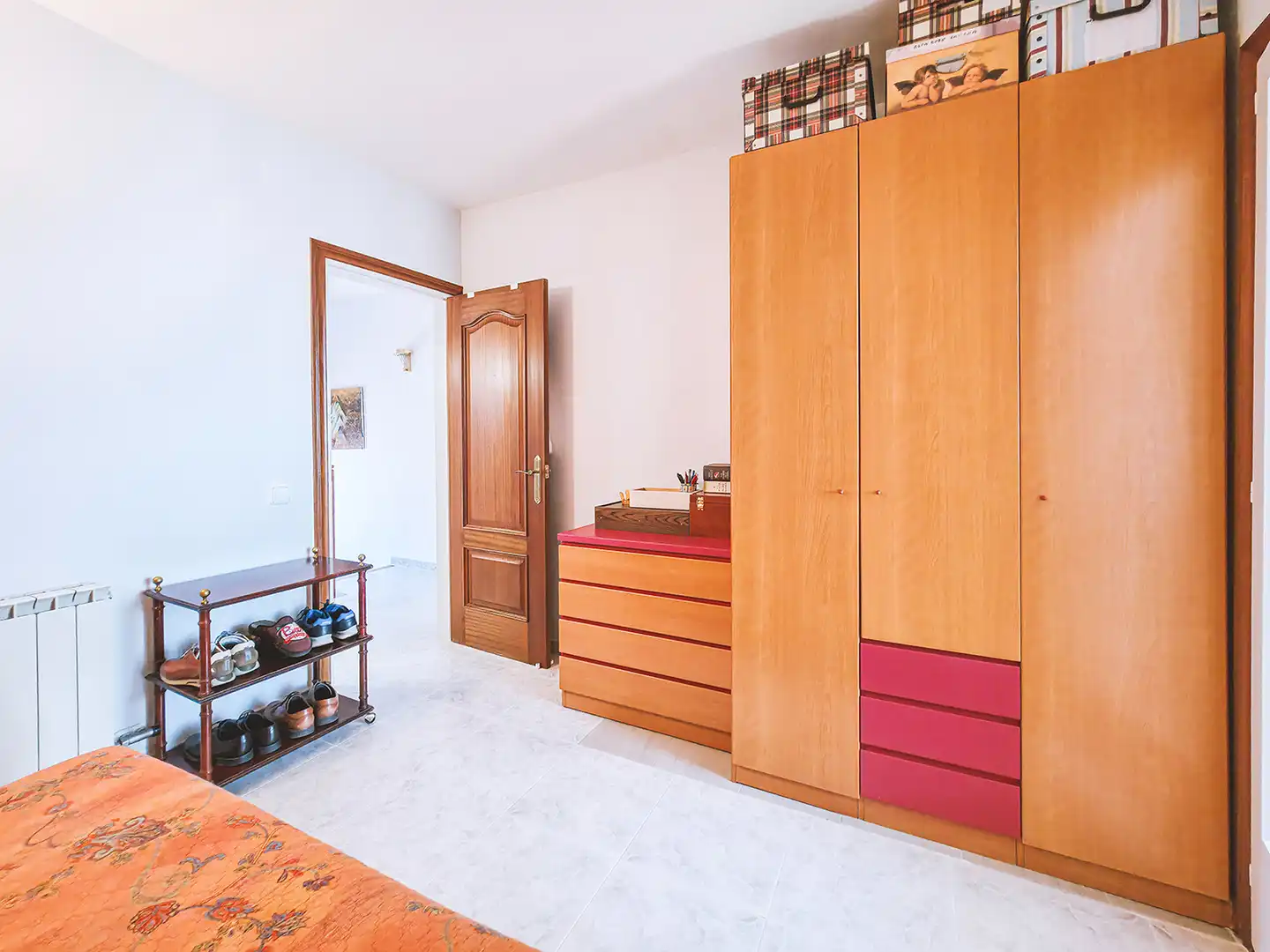 Schlafzimmer von Haus oder Chalet zum Verkauf in Sant Cebrià de Vallalta mit Heizung, Privatgarten und Terrasse