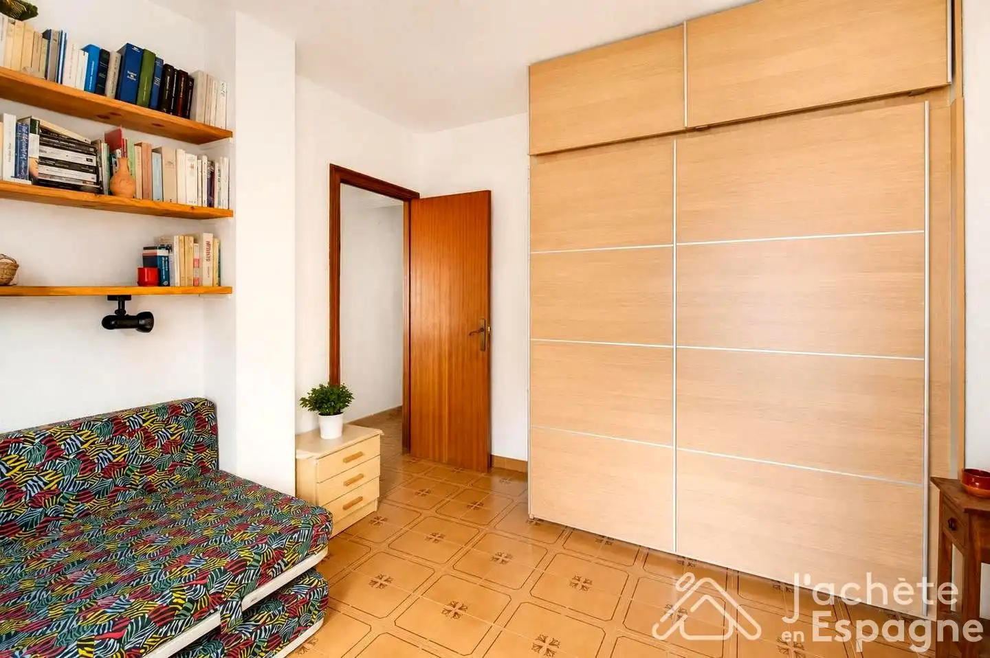 Habitación de Ático en venta en Vinaròs con Calefacción, Terraza y Amueblado