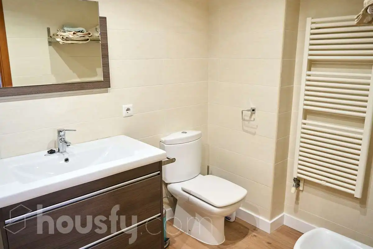 Badezimmer von Wohnung zum Verkauf in  Palma de Mallorca mit Klimaanlage, Heizung und Privatgarten