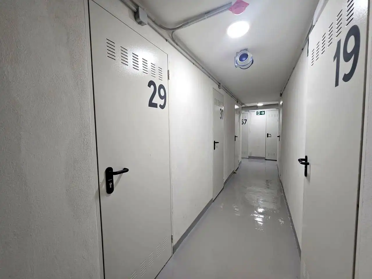 Storage room for sale in Sevilla
