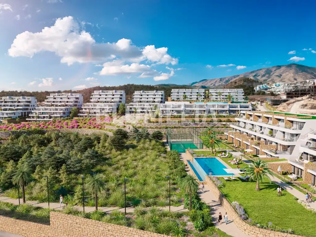 Penthouse with pool for sale in Avinguda América