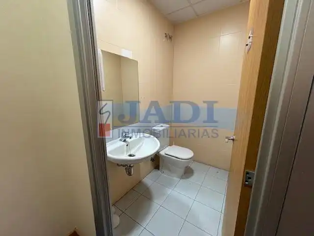 Local comercial de lloguer a Valdepeñas, imagen 10