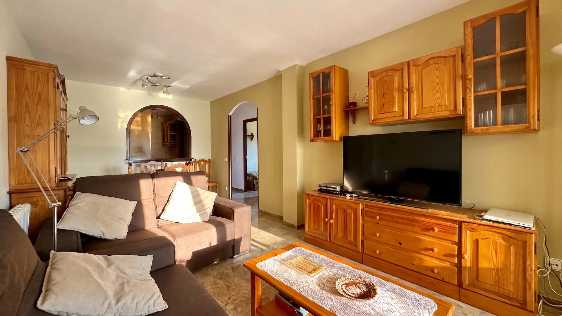 Wohnzimmer von Dachboden zum Verkauf in Salou mit Klimaanlage, Möbliert und Balkon