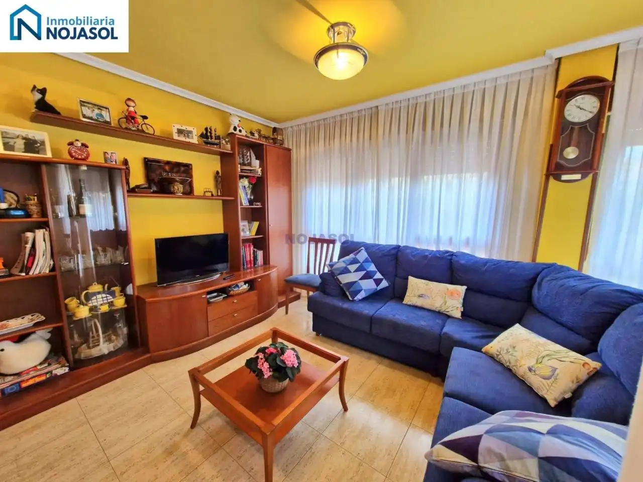 Sala de estar de Apartamento en venta en Noja con Calefacción, Jardín privado y Terraza