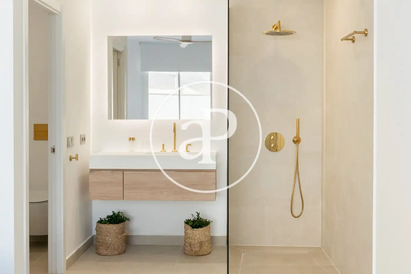 Baño de Piso de alquiler en Ses Salines con Aire acondicionado, Calefacción y Terraza