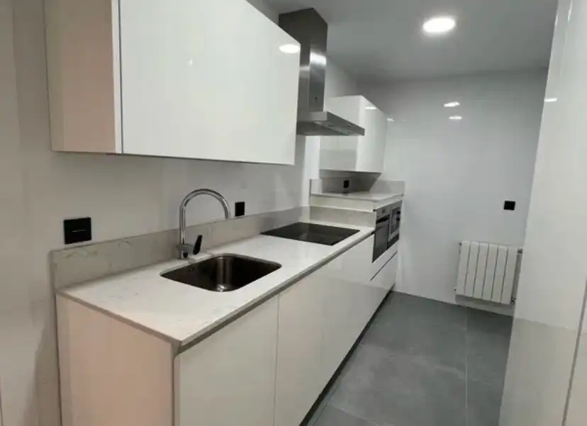 Flat with terrace to rent in Calle San Justo, imagen 4