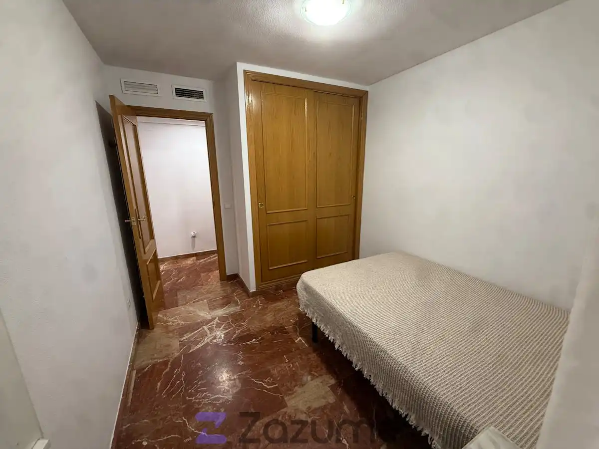 Schlafzimmer von Wohnung zur Miete in Alicante / Alacant mit Klimaanlage, Heizung und Abstellraum