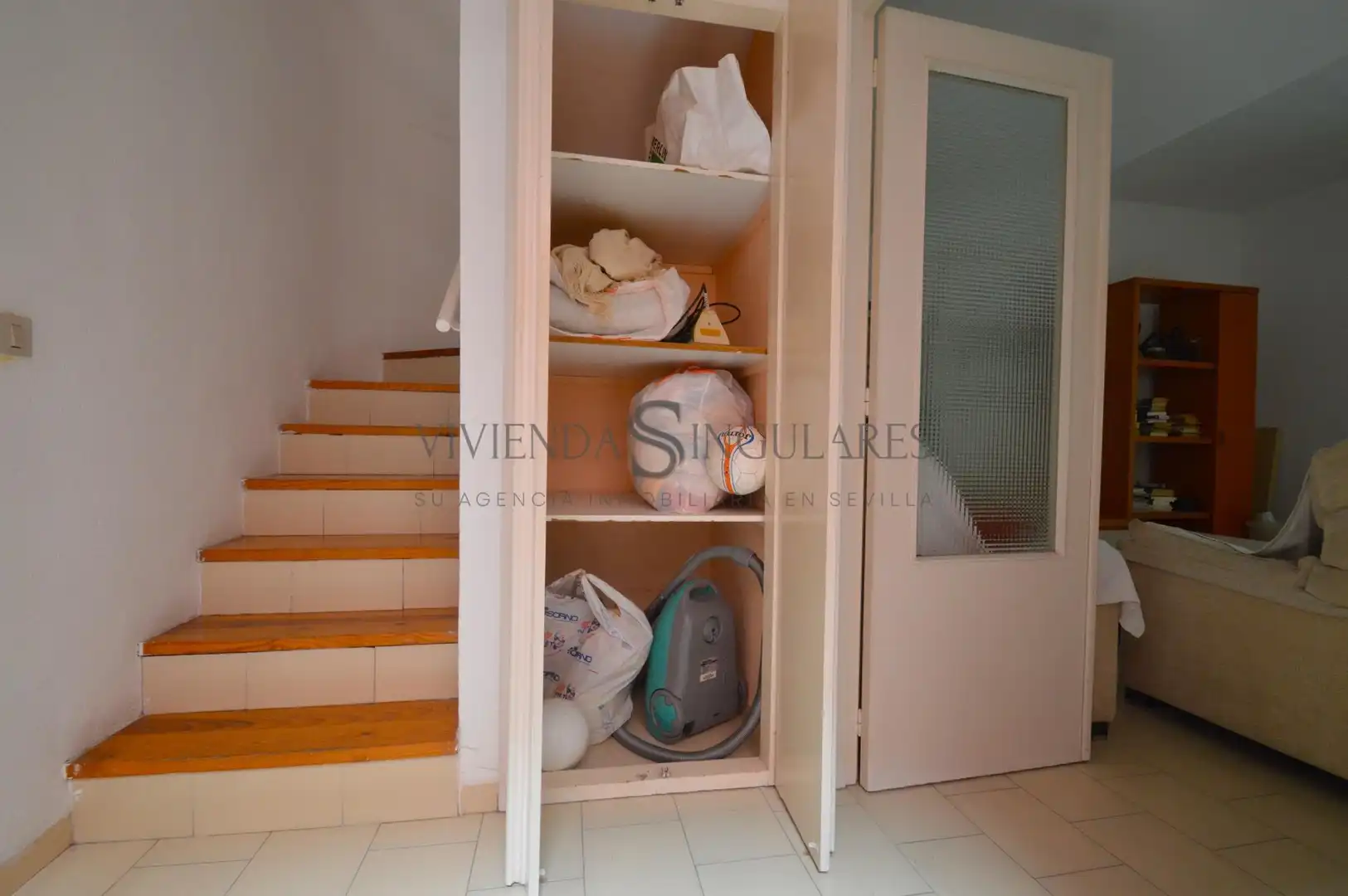 Detached homes for sale in Sevilla  with Air Conditioner, Private garden and Terrace