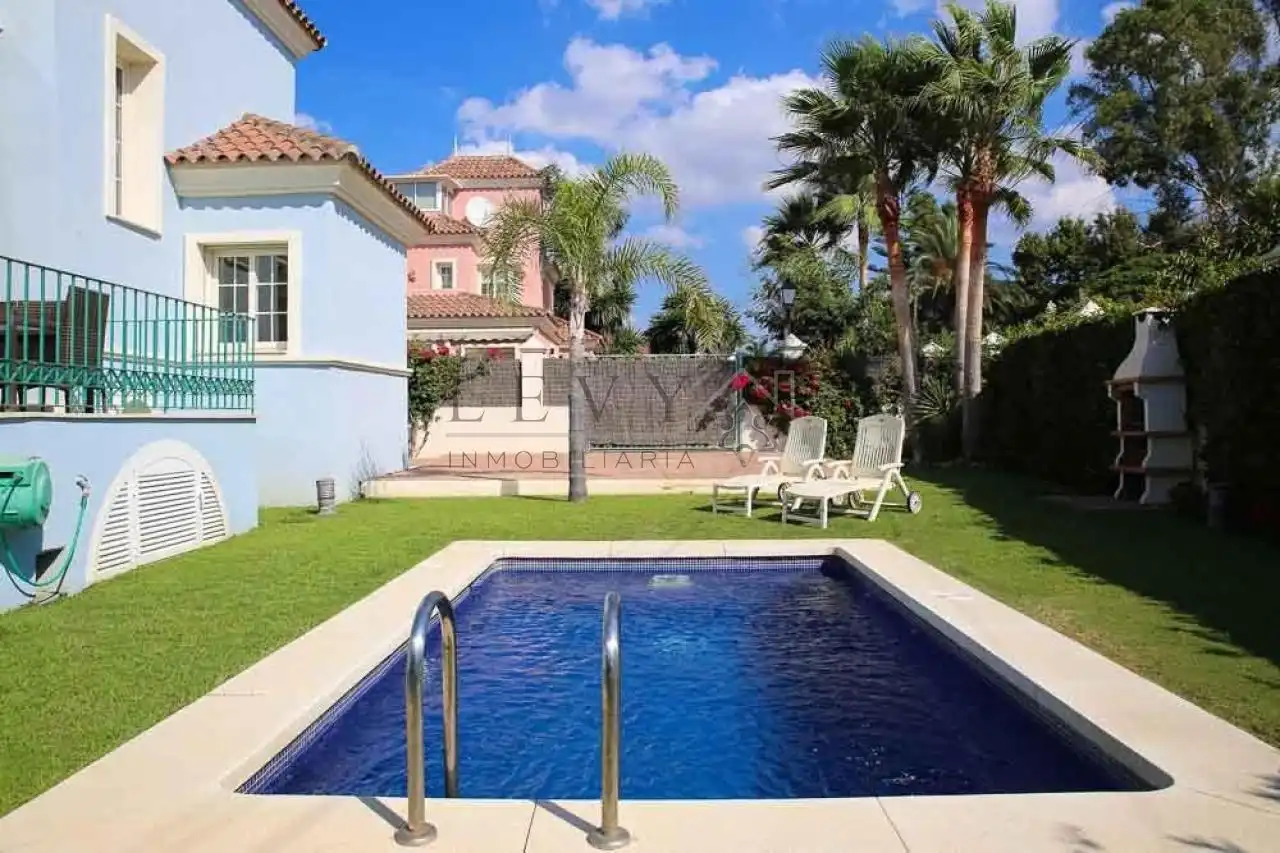 Maison avec piscine à vendre à Nueva Andalucía, imagen 2