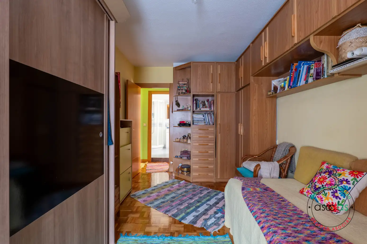Habitación de Piso en venta en Gijón  con Calefacción y Parquet