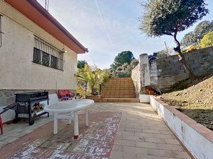 Exterior view of House or chalet for sale in Valdemorillo  with Air Conditioner, Heating and Private garden