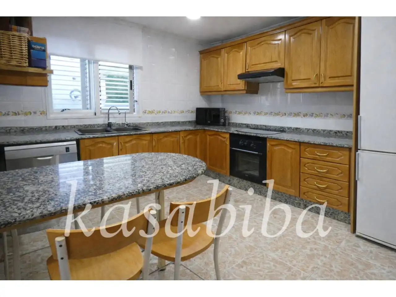 Cocina de Casa o chalet en venta en Chiva con Aire acondicionado, Calefacción y Jardín privado