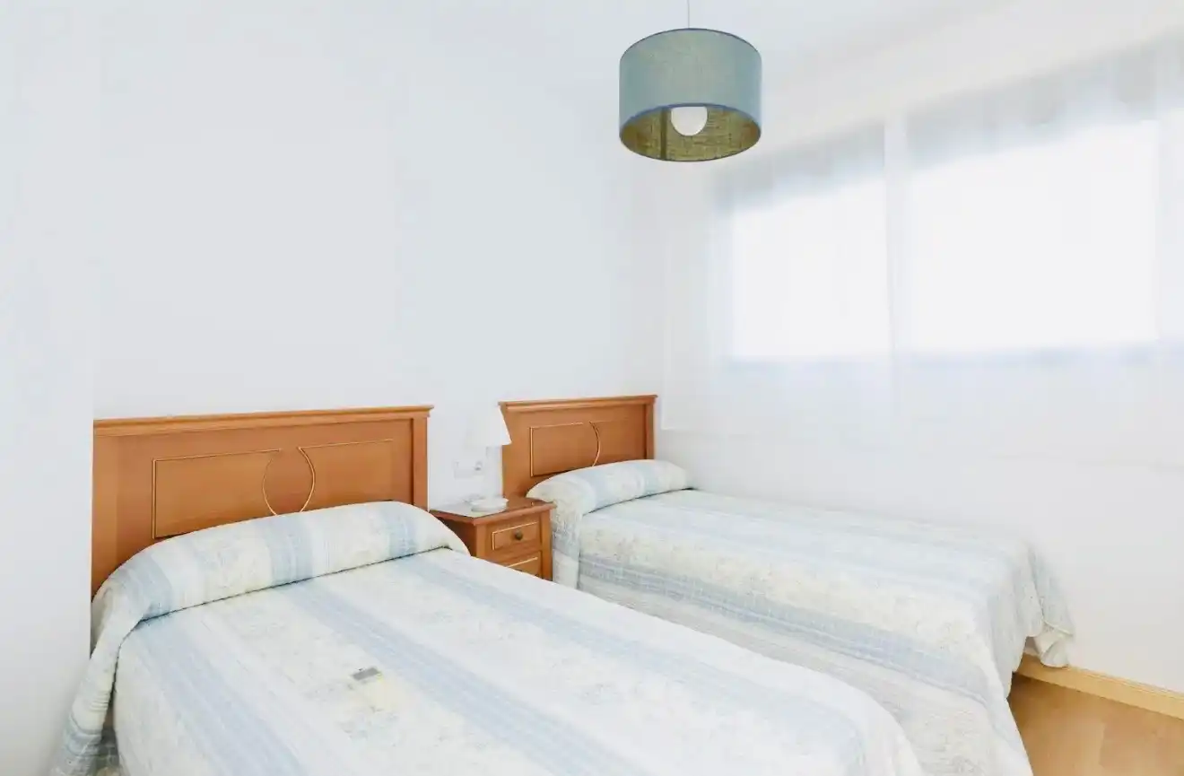 Schlafzimmer von Einfamilien-Reihenhaus zum Verkauf in Dénia mit Klimaanlage, Heizung und Terrasse