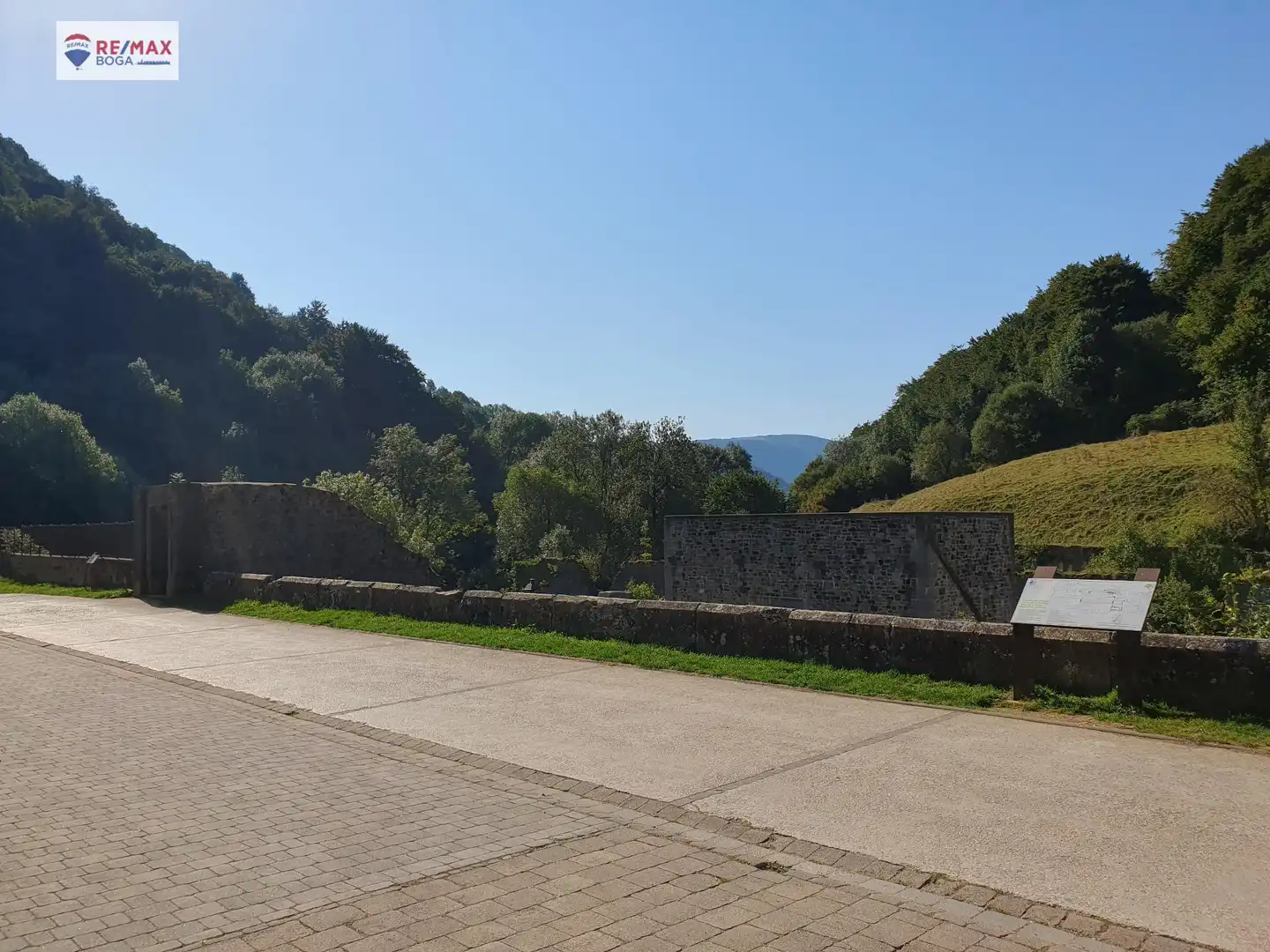 Vista exterior de Edificio en venta en Orbaitzeta