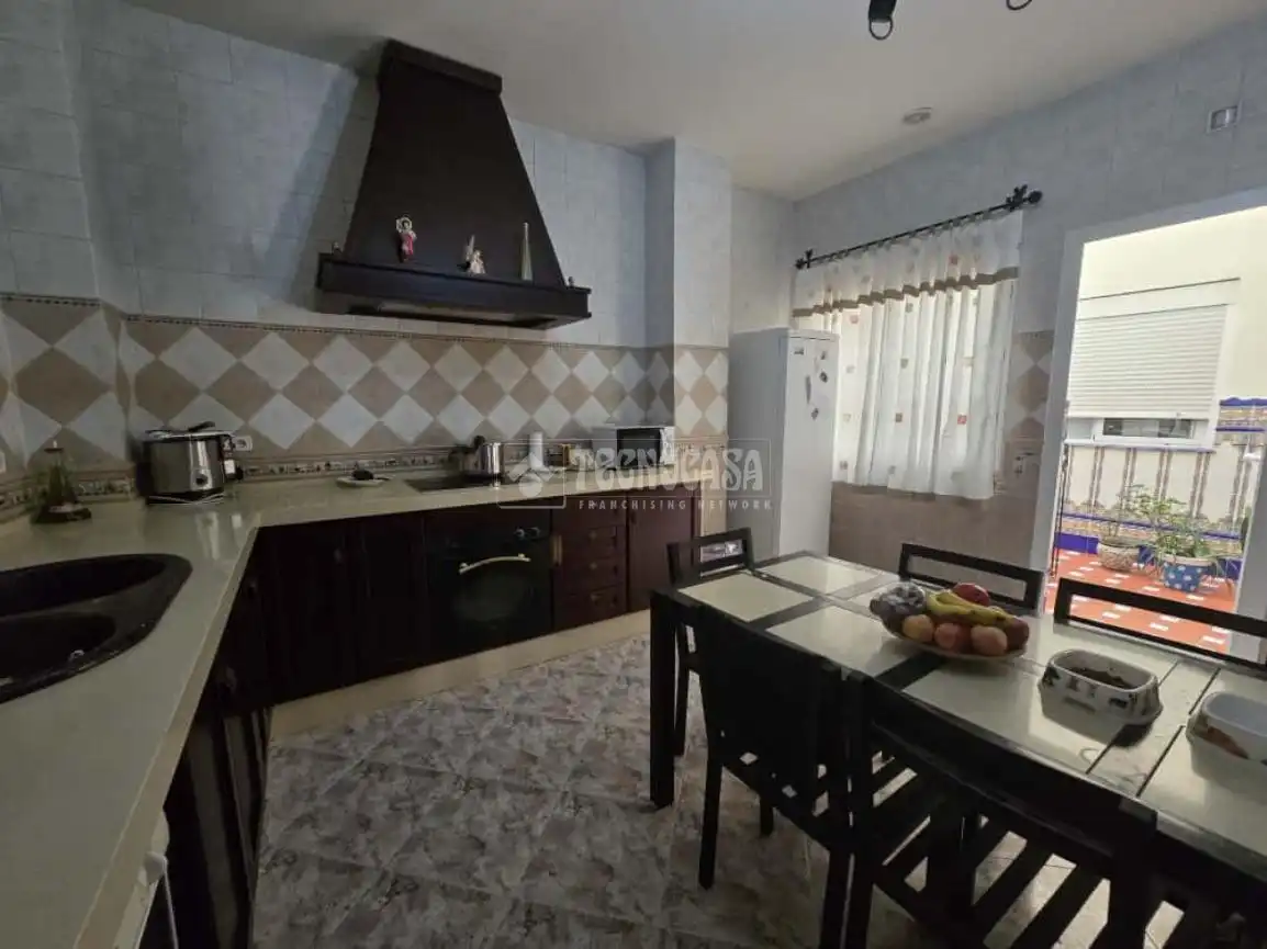 Kitchen of Detached homes for sale in Morón de la Frontera  with Air Conditioner and Balcony