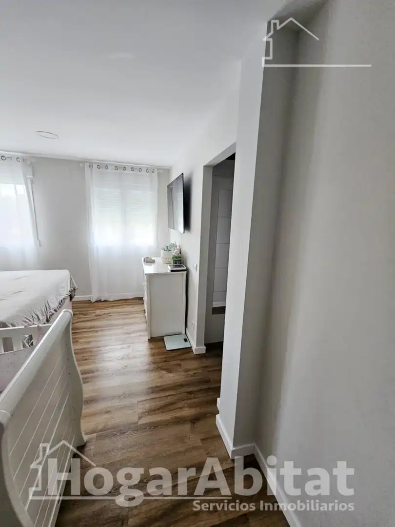 Dormitori de Casa o xalet en venda en Almazora / Almassora amb Aire condicionat, Terrassa i Traster