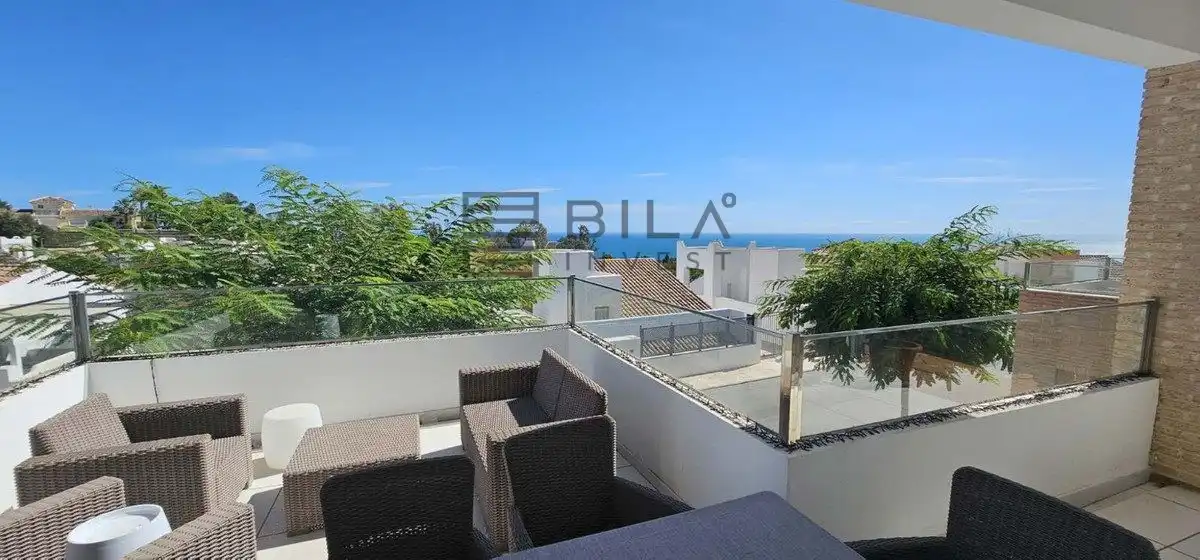 Chalet con piscina en venta en de la Estacion, imagen 2
