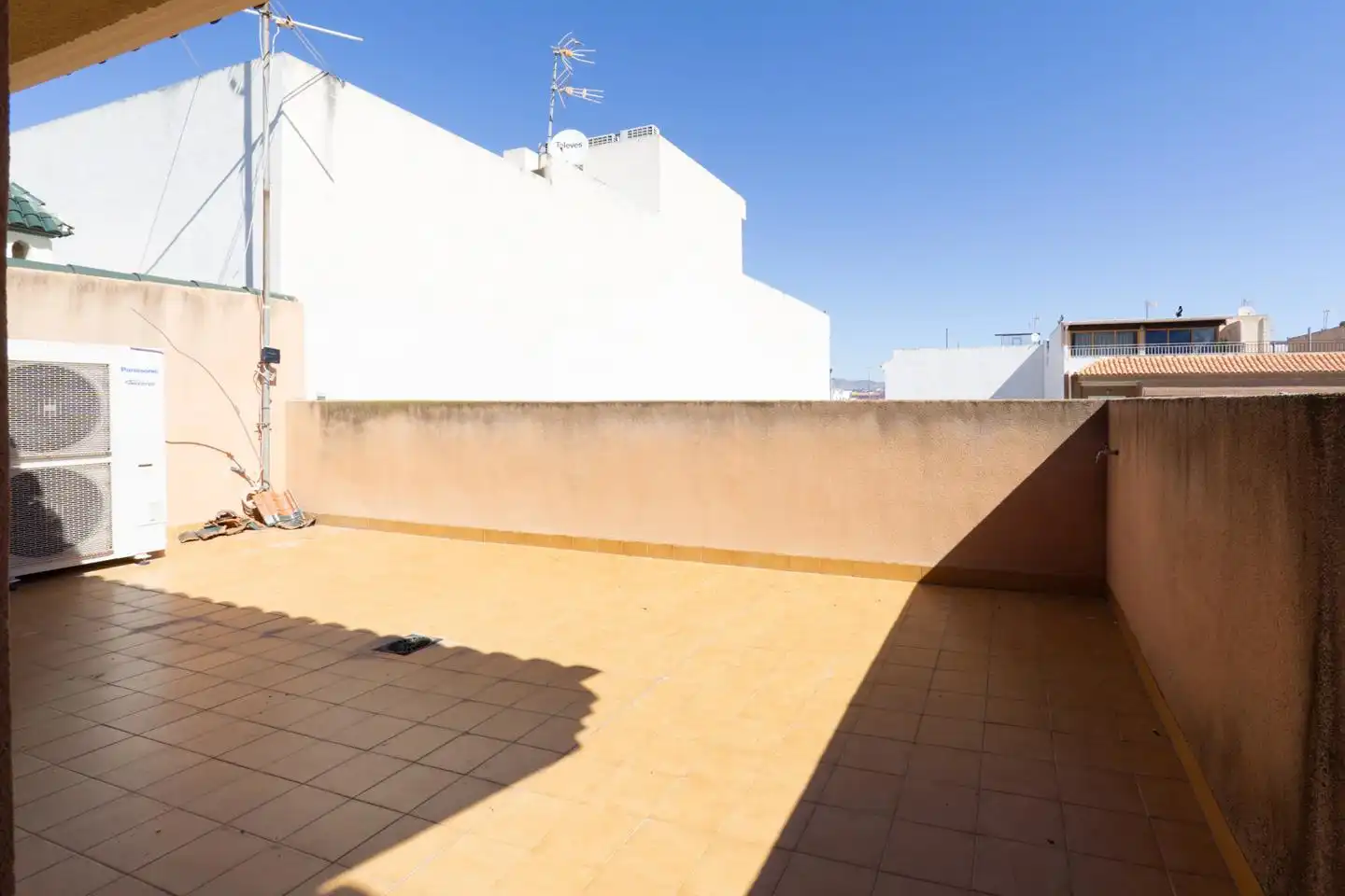 Terraza de Casa o chalet en venta en Cox con Aire acondicionado, Jardín privado y Parquet