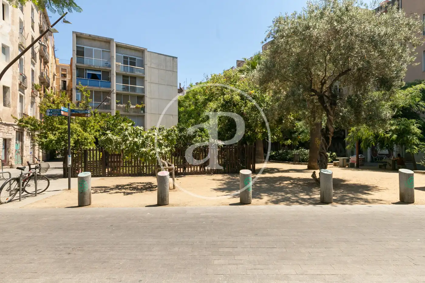 Vista exterior de Piso en venta en Barcelona con Aire acondicionado, Calefacción y Amueblado