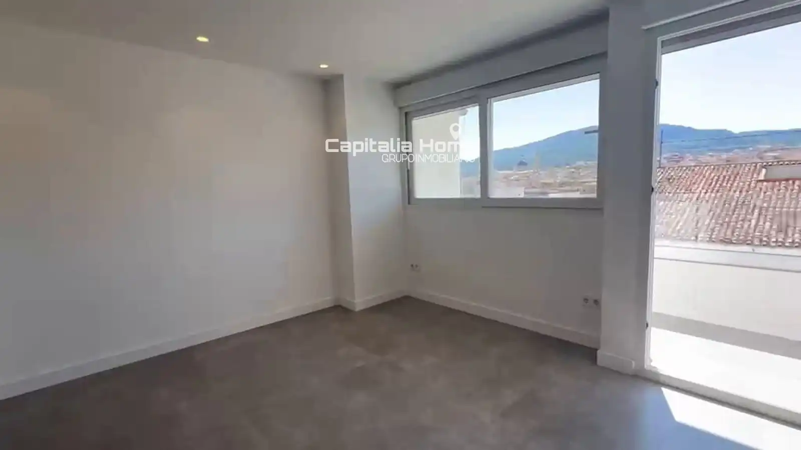 Bedroom of Attic for sale in Alcoy / Alcoi  with Terrace and Storage room