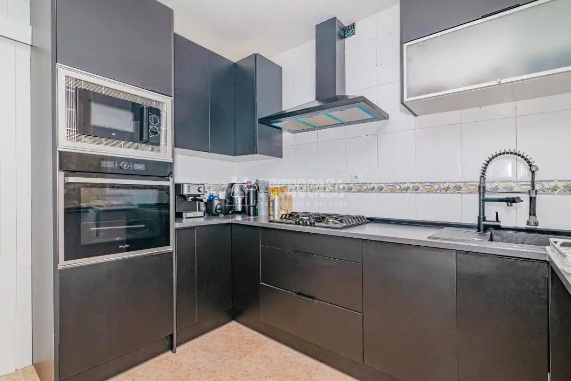 Cocina de Casa adosada en venta en Fuente Vaqueros