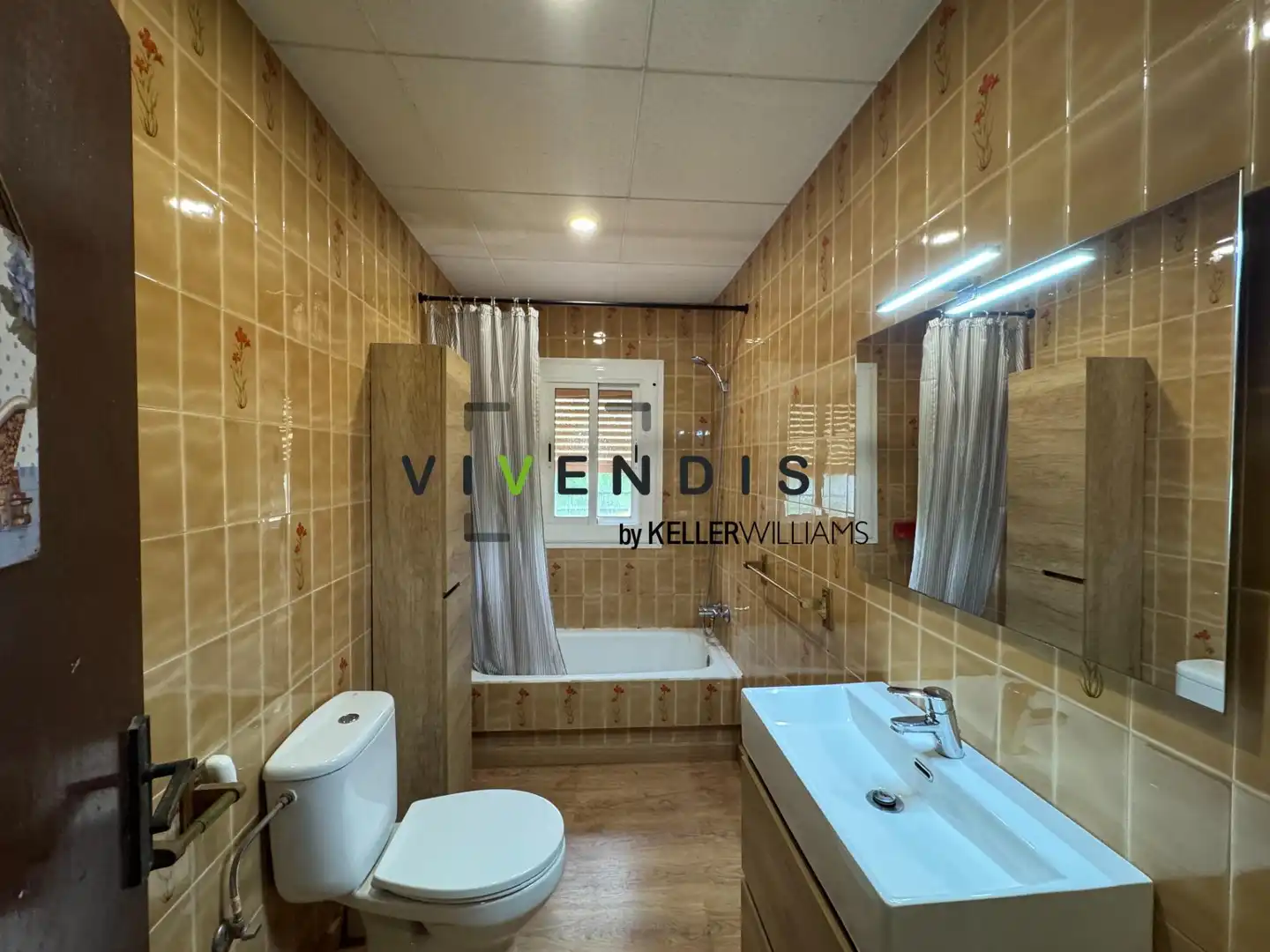 Baño de Finca rústica en venta en Corbera de Llobregat
