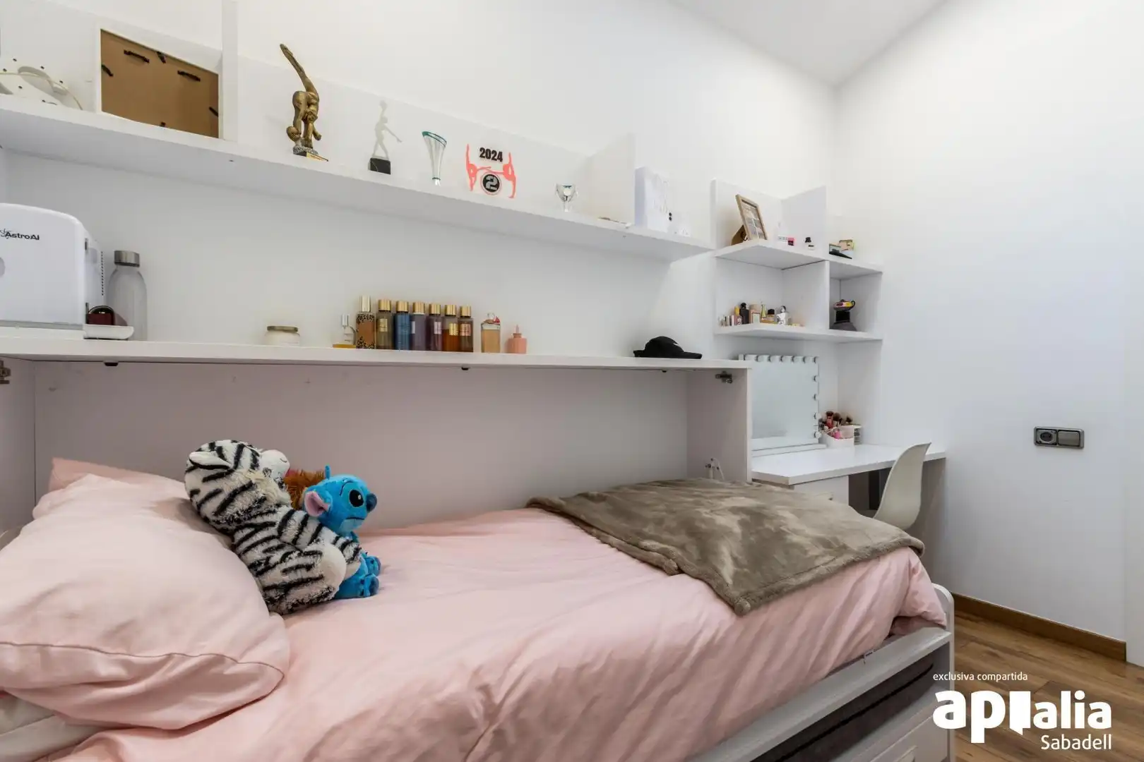 Dormitori de Casa o xalet en venda en Sabadell amb Aire condicionat, Calefacció i Parquet