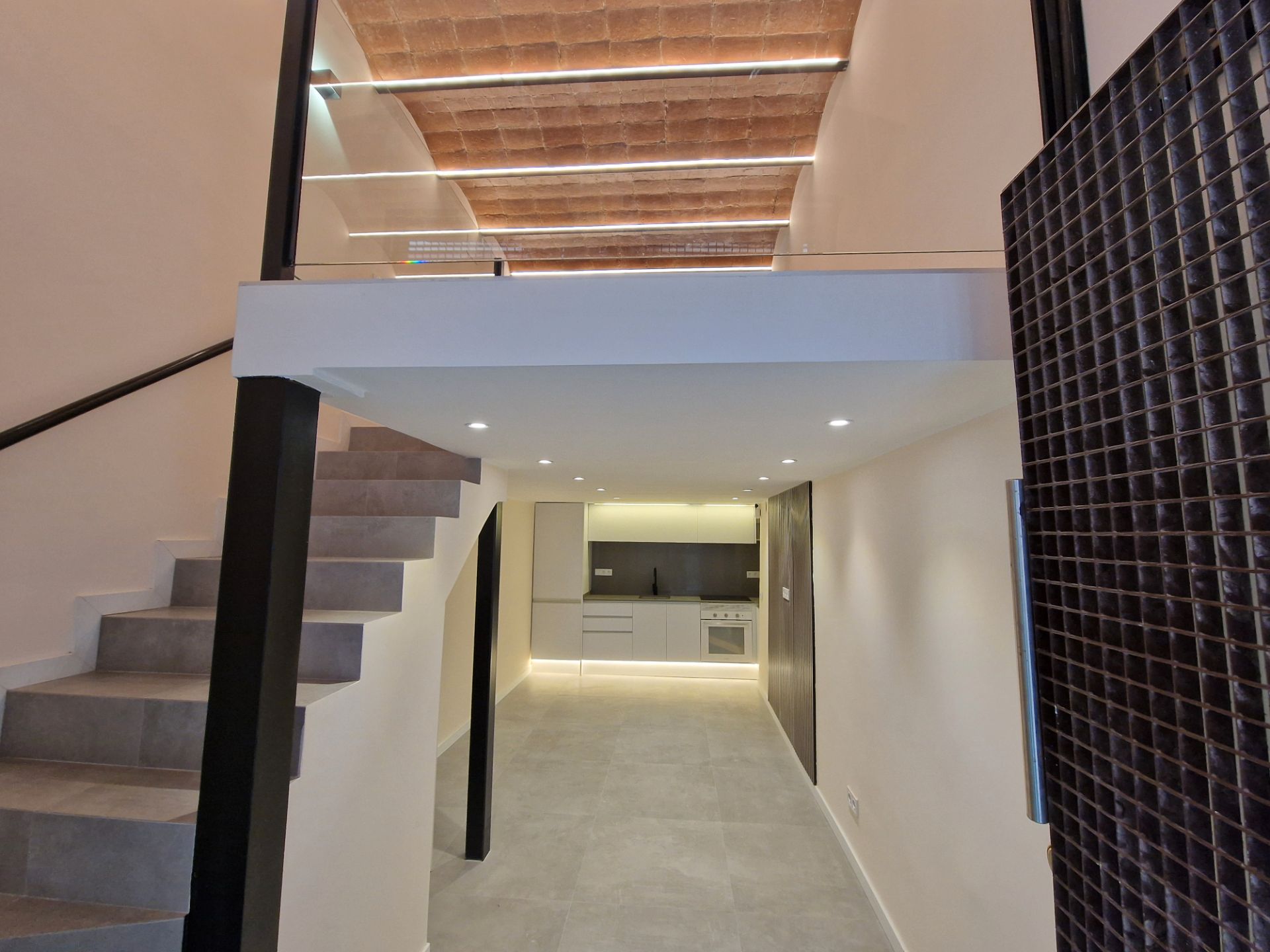 Local en venta en  Barcelona Capital con Alarma
