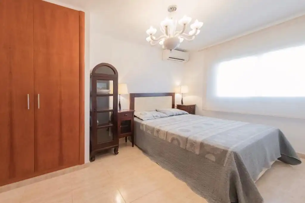 Habitación de Casa adosada en venta en Calafell