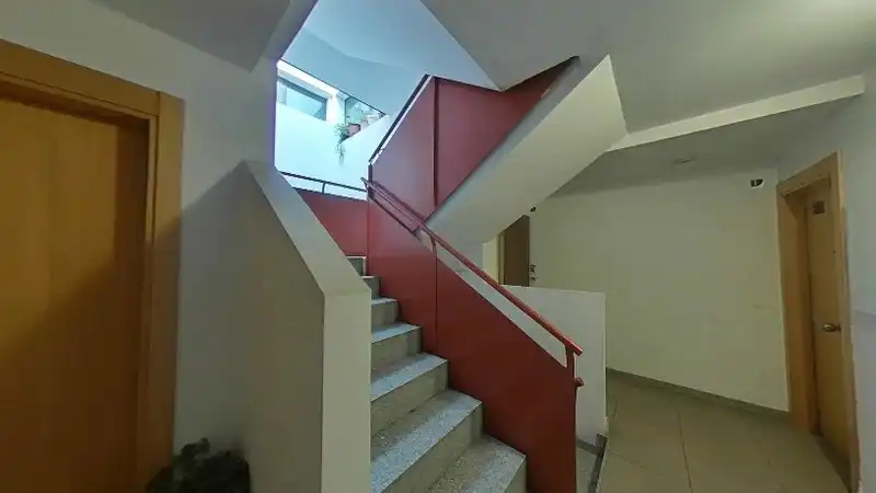 Flat for sale in Salt