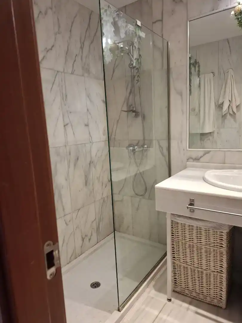 Baño de Apartamento en venta en Estepona con Aire acondicionado, Terraza y Piscina
