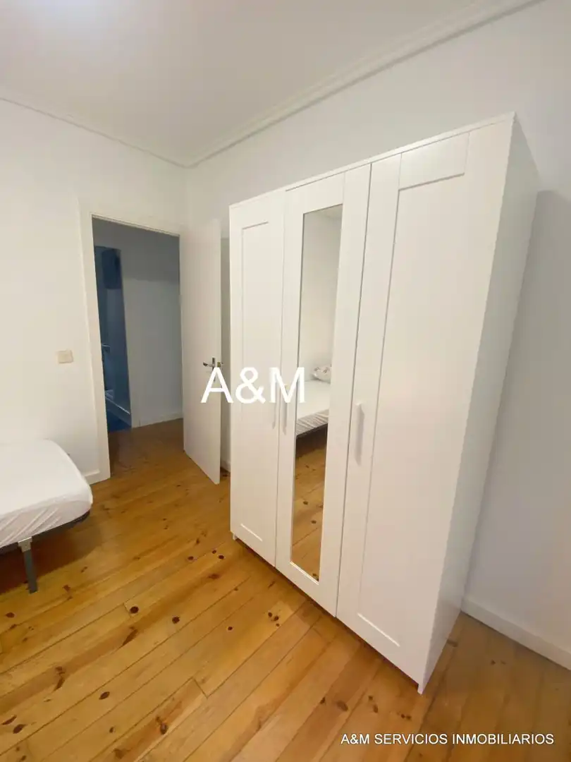 Bedroom of Flat for rent in Vitoria - Gasteiz  with Heating and Furnished