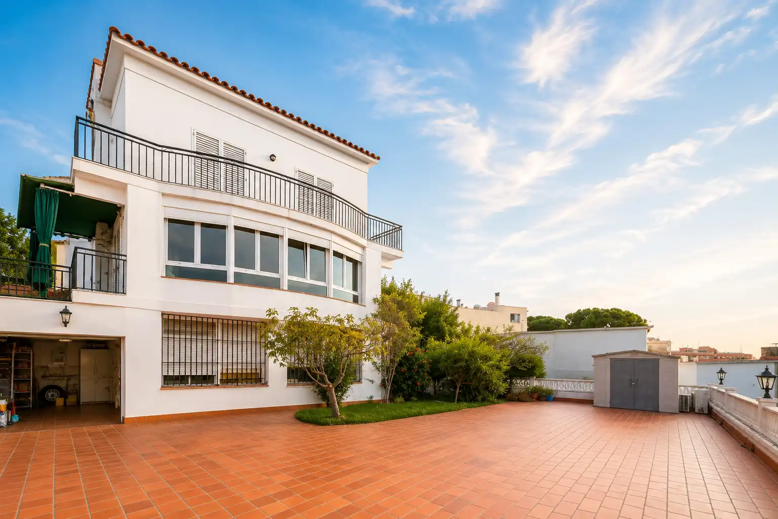 Vista exterior de Casa o chalet en venta en Mataró con Calefacción, Jardín privado y Terraza