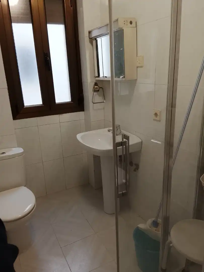 Badezimmer von Wohnung zum Verkauf in Erandio