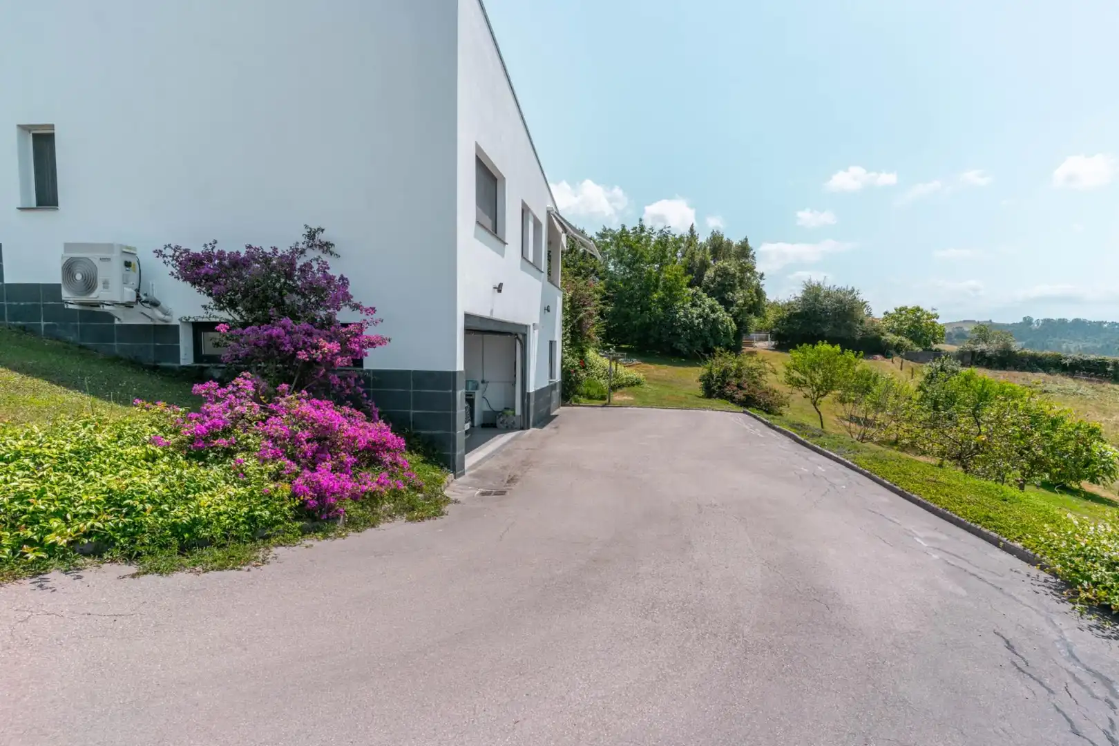 Vista exterior de Casa o chalet en venta en Siero con Calefacción, Jardín privado y Terraza