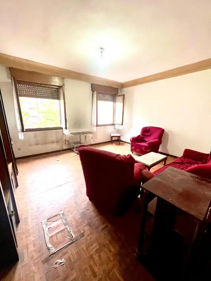 Sala d'estar de Pis en venda en Madrid amb Traster i Alarma