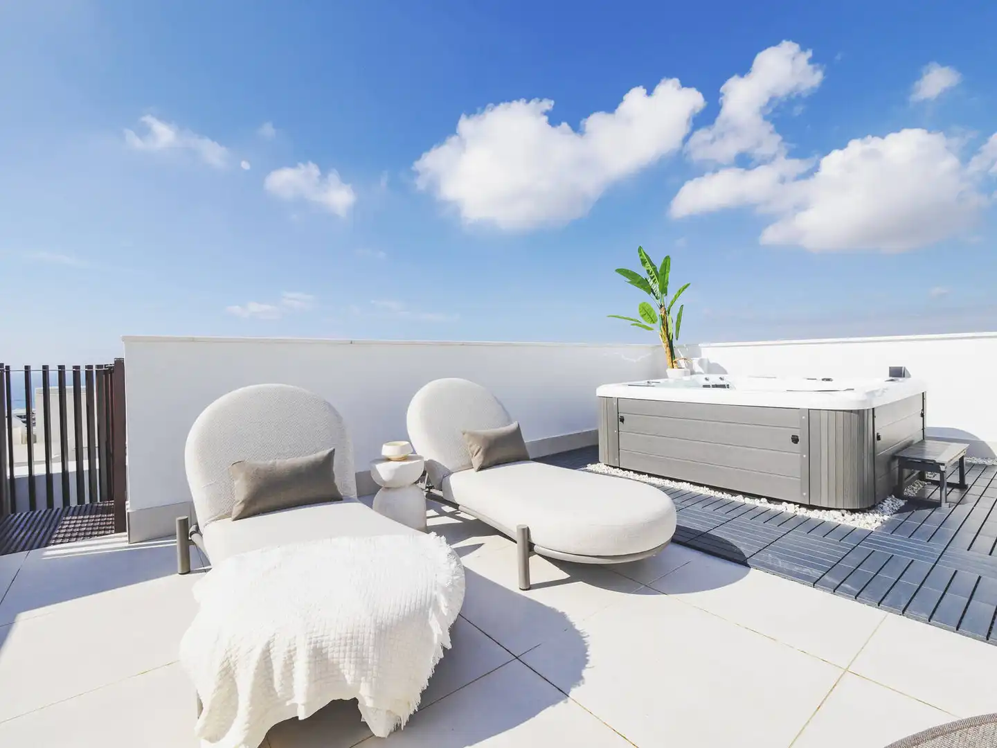 Apartament amb ascensor en venda a El Higuerón, imagen 3