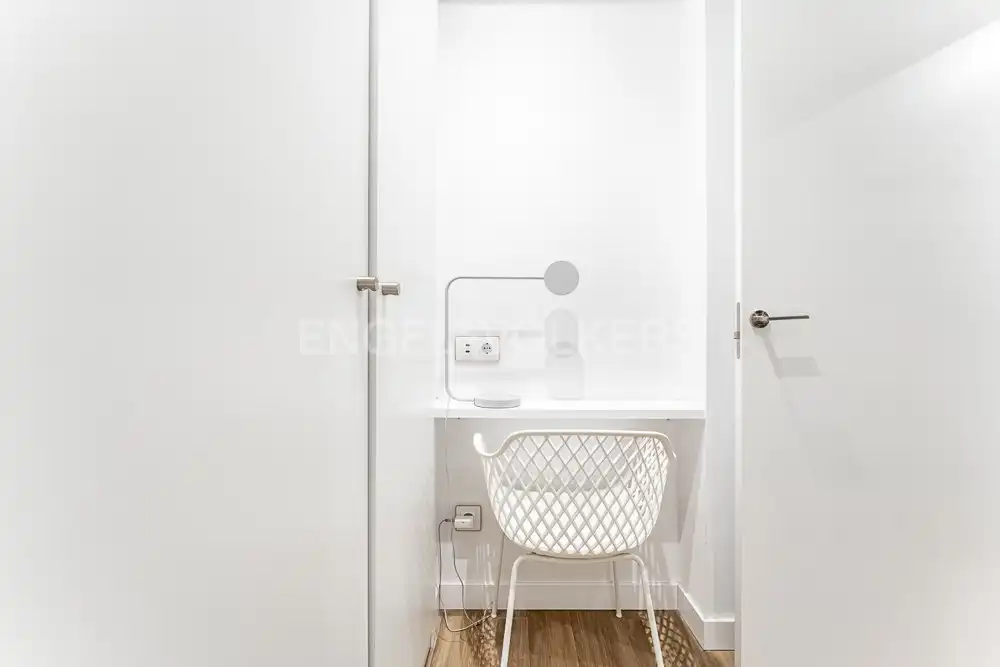 Habitación de Apartamento de alquiler en Madrid con Aire acondicionado, Calefacción y Amueblado