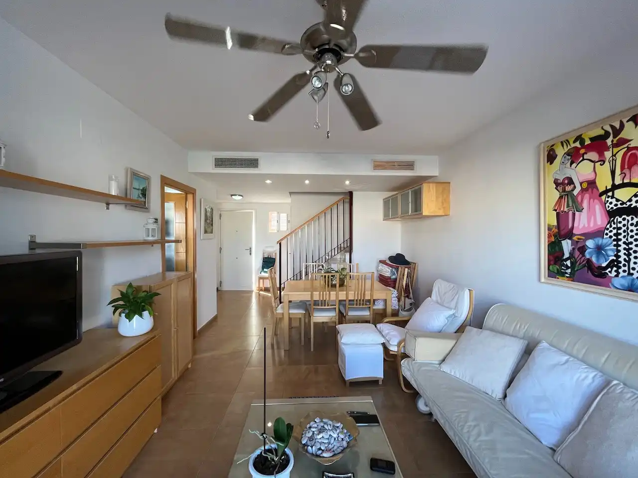 Sala de estar de Casa adosada en venta en Vélez-Málaga con Aire acondicionado, Calefacción y Jardín privado