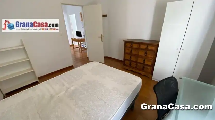 Habitación de Piso de alquiler en Granada con Terraza, Amueblado y Horno